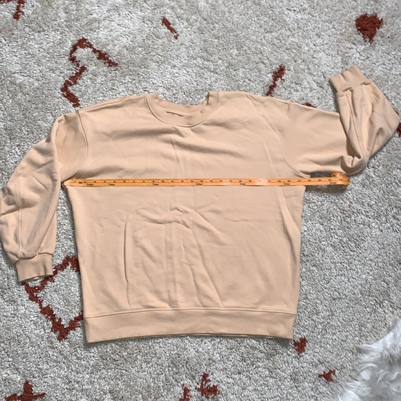 Lululemon- Perfectly Oversized WORDMARK Crewneck- APPROX Sz 8/10- Peachy/Orange - Picture 3 of 16